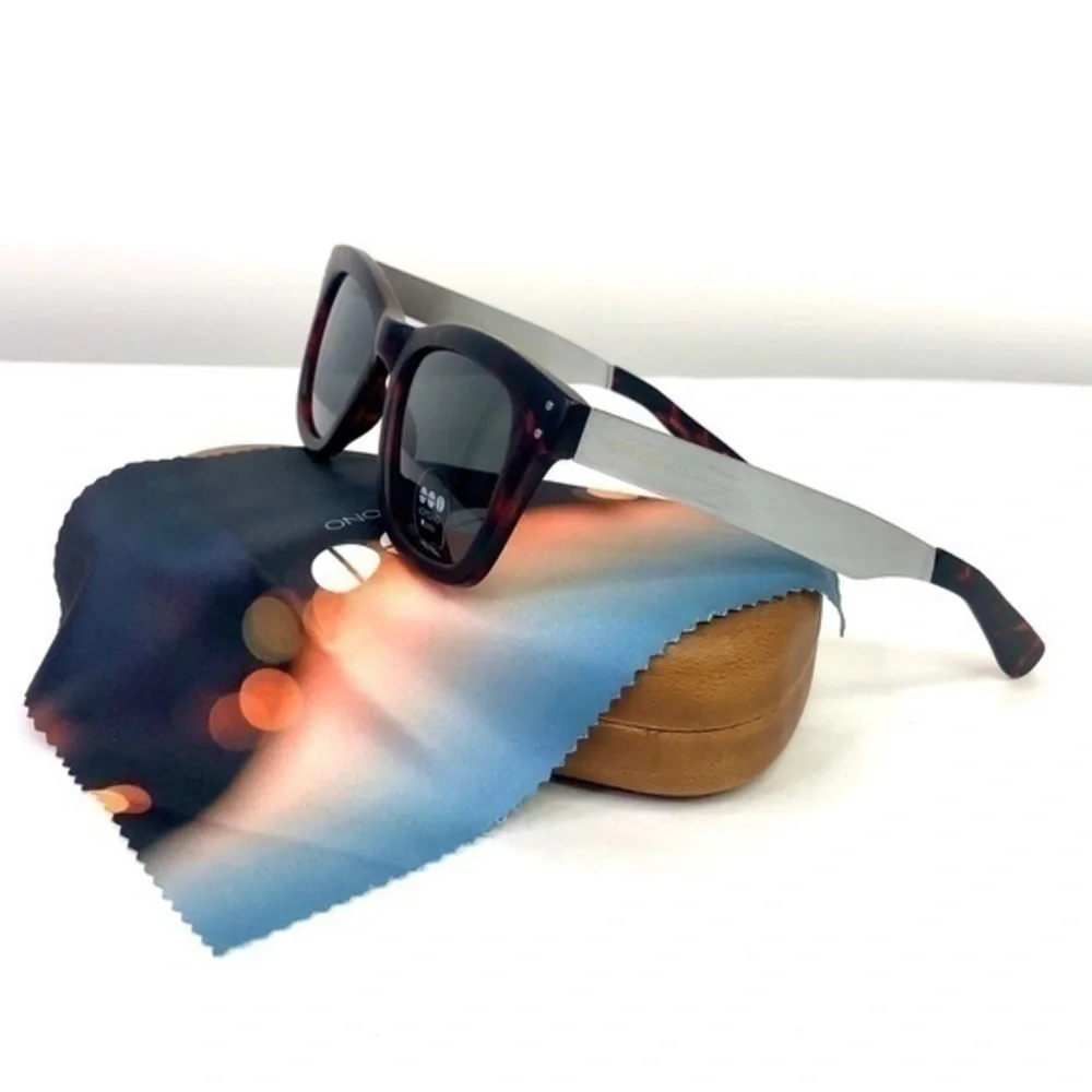 KOMONO Allen Tortoise Silver Sunglasses (NEW) Red